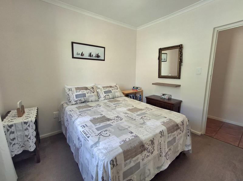 3 Bedroom Property for Sale in Britannia Bay Western Cape